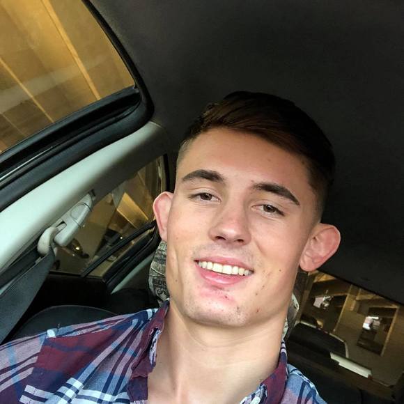 Meet your Posher, Dakota - Picture 1 of 1